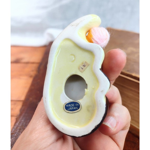 MCM made in Japan vintage Kitty with ball of yarn - Picture 3 of 6